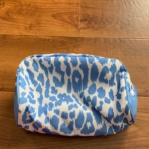 New Estée Lauder blue and white cosmetic bag